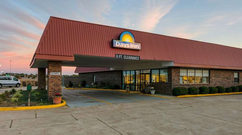 <b>Days Inn Batesville Exterior</b>. Images powered by <a href="https://iceportal.shijigroup.com/" title="IcePortal" target="_blank">IcePortal</a>.
