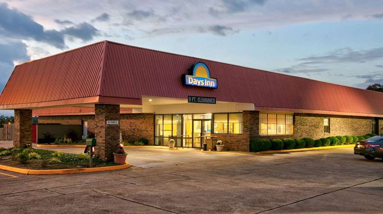 <b>Days Inn Batesville Exterior</b>. Images powered by <a href="https://iceportal.shijigroup.com/" title="IcePortal" target="_blank">IcePortal</a>.