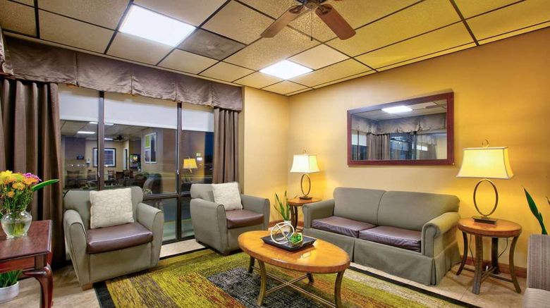 <b>Days Inn Batesville Lobby</b>. Images powered by <a href="https://iceportal.shijigroup.com/" title="IcePortal" target="_blank">IcePortal</a>.