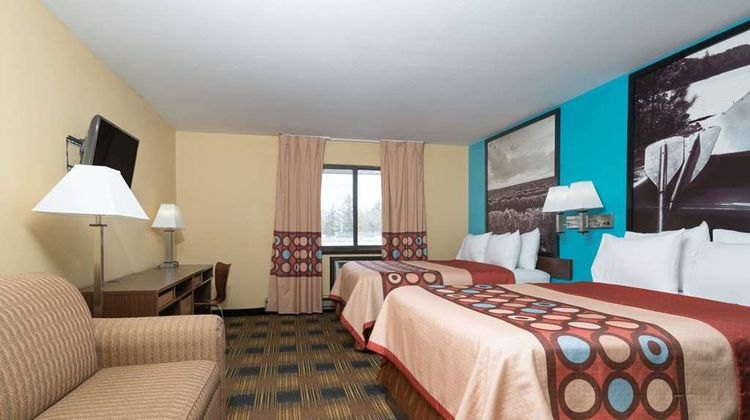 Super 8 Rochester Mayo Clinic Area Room