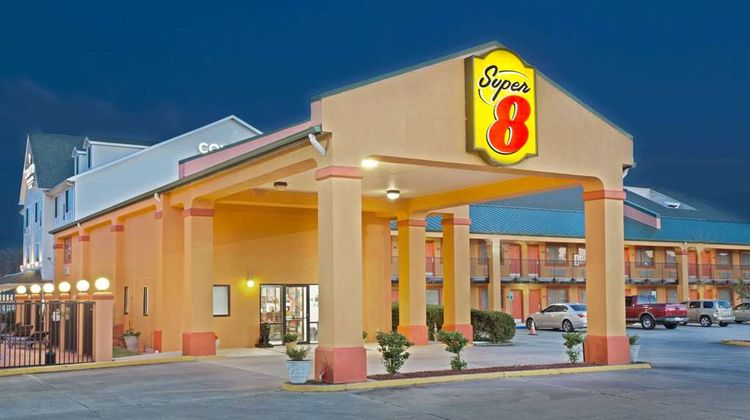 Super 8 Covington Exterior