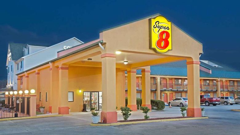 <b>Super 8 Covington Exterior</b>. Images powered by <a href="https://iceportal.shijigroup.com/" title="IcePortal" target="_blank">IcePortal</a>.