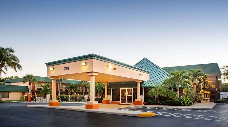 <b>Super 8 by Wyndham North Palm Beach Exterior</b>. Images powered by <a href="https://iceportal.shijigroup.com/" title="IcePortal" target="_blank">IcePortal</a>.