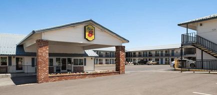 Super 8 Susanville Exterior
