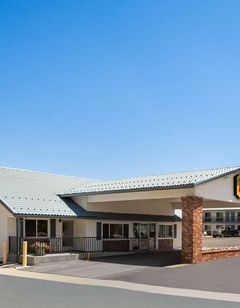 Super 8 Susanville