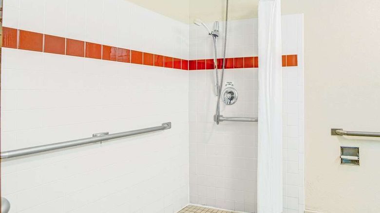 <b>Super 8 San Antonio/Fiesta Room</b>. Images powered by <a href="https://iceportal.shijigroup.com/" title="IcePortal" target="_blank">IcePortal</a>.