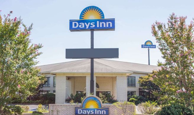 Days Inn Spartanburg Waccamaw Exterior