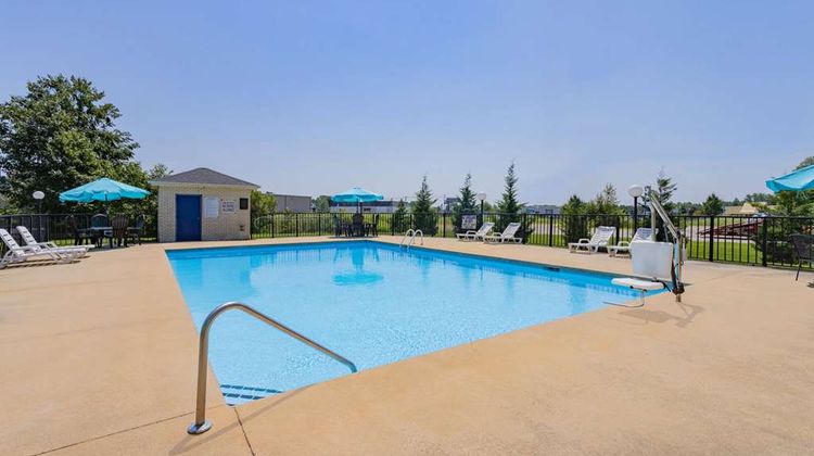 Days Inn Spartanburg Waccamaw Pool