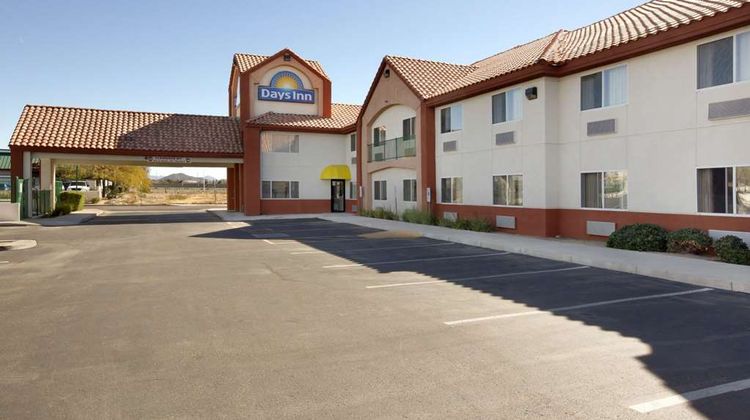 Days Inn Phoenix North Exterior