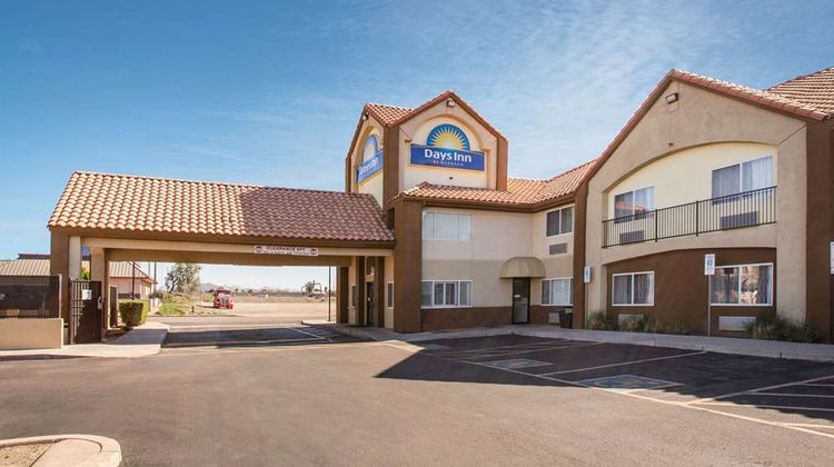 Days Inn Phoenix North Exterior
