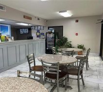 Days Inn Dublin Lobby