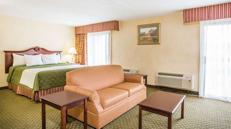 <b>Days Inn & Suites Sutton Flatwoods Suite</b>. Images powered by <a href="https://iceportal.shijigroup.com/" title="IcePortal" target="_blank">IcePortal</a>.