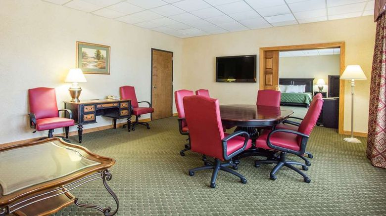 <b>Days Inn & Suites Sutton Flatwoods Suite</b>. Images powered by <a href="https://iceportal.shijigroup.com/" title="IcePortal" target="_blank">IcePortal</a>.