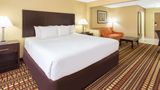 Days Inn & Suites Davenport East Suite