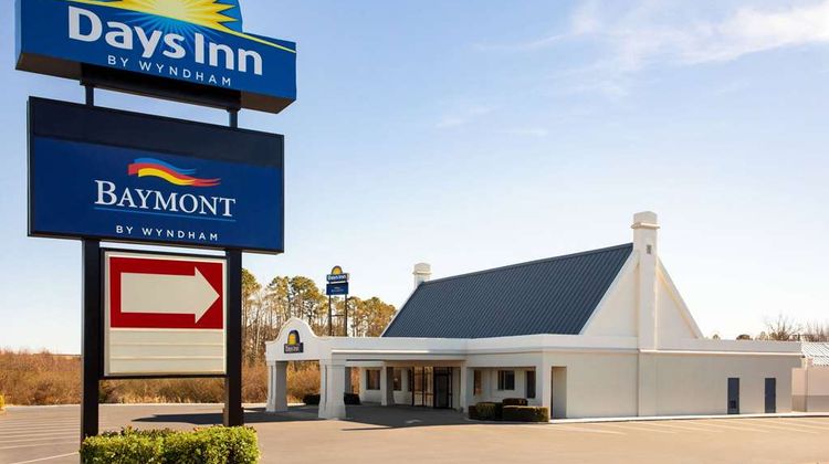 Days Inn Emporia Exterior