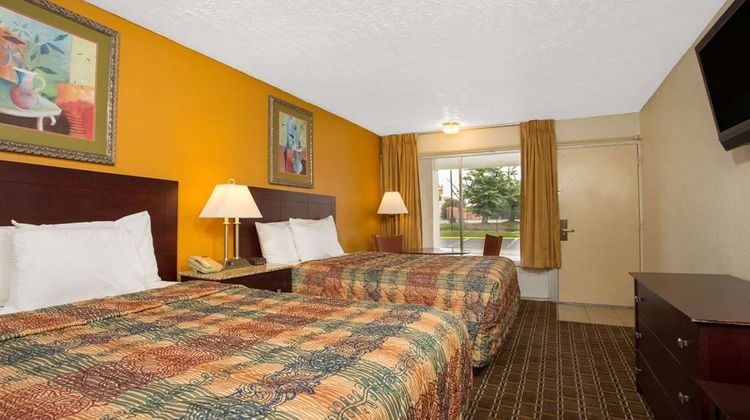 Days Inn Chester Room