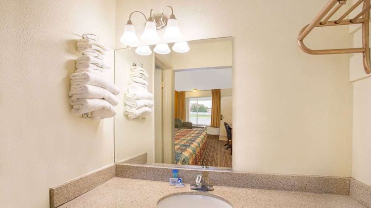 Days Inn Chester Room