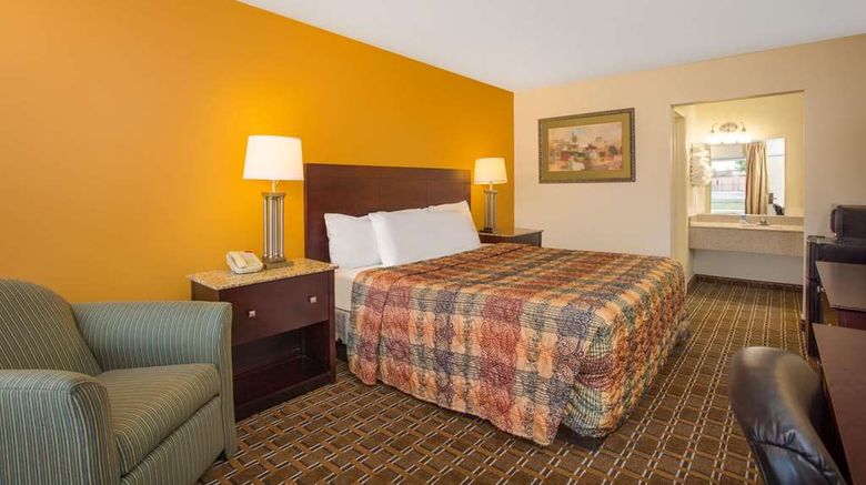 <b>Days Inn Chester Room</b>. Images powered by <a href="https://iceportal.shijigroup.com/" title="IcePortal" target="_blank">IcePortal</a>.
