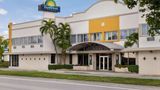 Days Inn by Wyndham Miami Airport North Exterior