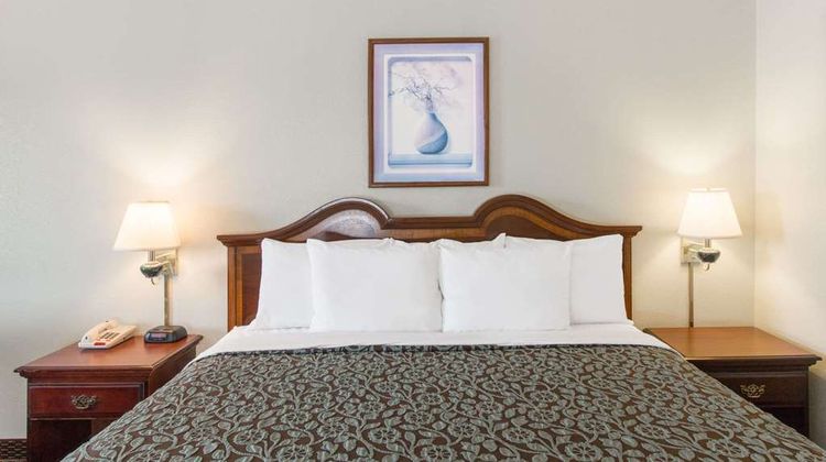 Days Inn West Point Room
