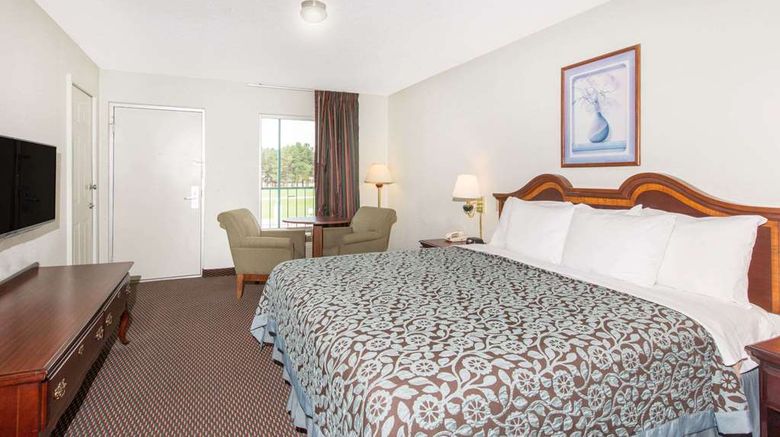 <b>Days Inn West Point Room</b>. Images powered by <a href="https://iceportal.shijigroup.com/" title="IcePortal" target="_blank">IcePortal</a>.