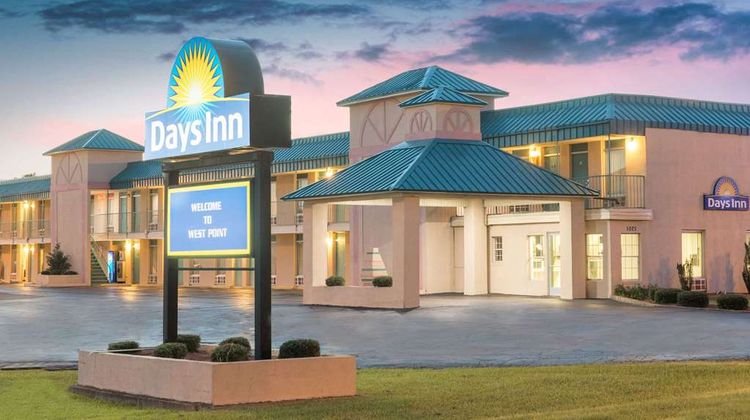 Days Inn West Point Exterior
