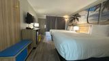 Days Inn by Wyndham Fort Myers Room