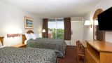 Days Inn by Wyndham Fort Myers Room
