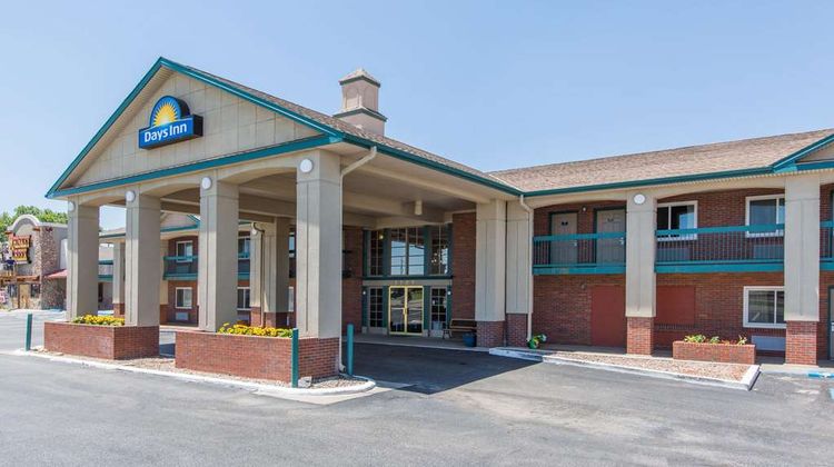 Days Inn Hays Exterior