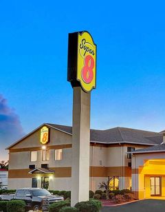 Super 8 Hernando