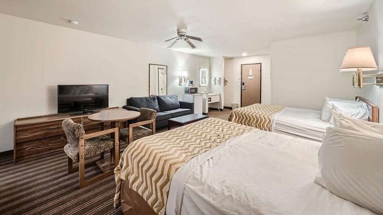 <b>Travelodge Longmont Room</b>. Images powered by <a href="https://iceportal.shijigroup.com/" title="IcePortal" target="_blank">IcePortal</a>.