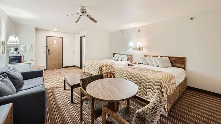 Travelodge Longmont Room