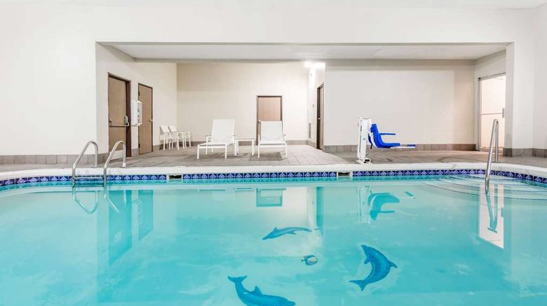 <b>Travelodge Longmont Pool</b>. Images powered by <a href="https://iceportal.shijigroup.com/" title="IcePortal" target="_blank">IcePortal</a>.