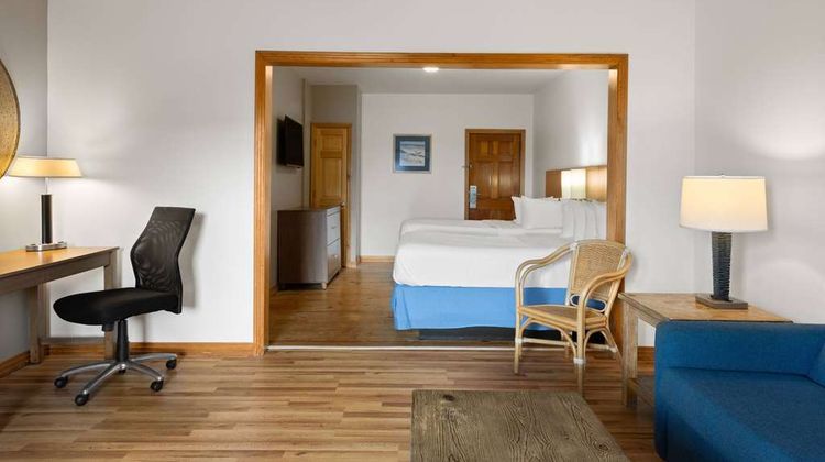 Days Inn Kill Devil Hills Oceanfront Suite