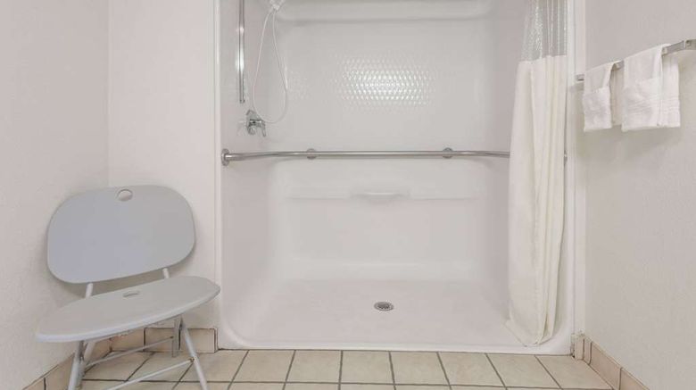 <b>Days Inn Amarillo - Medical Center Room</b>. Images powered by <a href="https://iceportal.shijigroup.com/" title="IcePortal" target="_blank">IcePortal</a>.