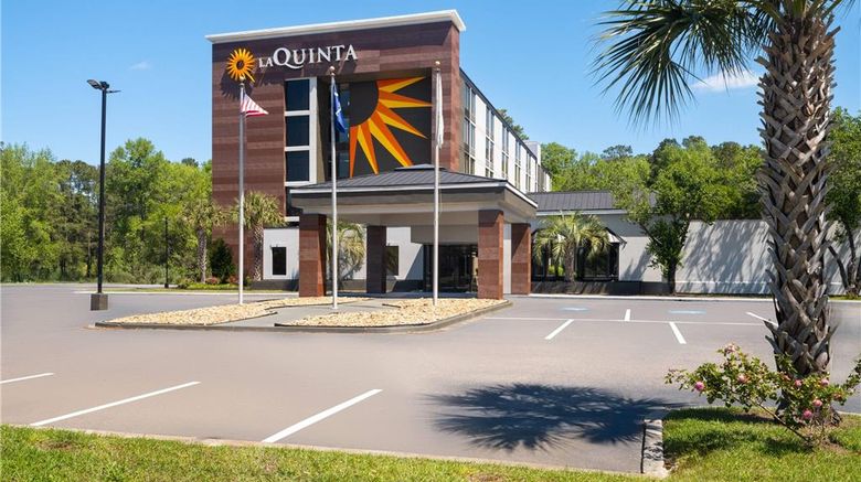<b>La Quinta Inn & Suites Myrtle Beach Exterior</b>. Images powered by <a href="https://iceportal.shijigroup.com/" title="IcePortal" target="_blank">IcePortal</a>.