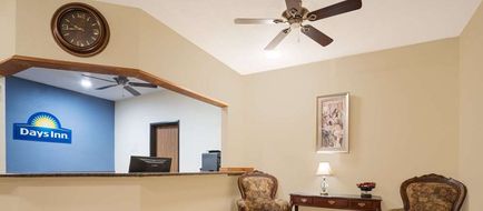 Days Inn Mankato Lobby