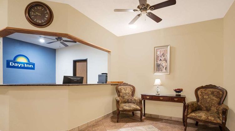 Days Inn Mankato Lobby