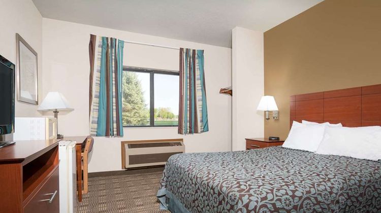 Days Inn Mankato Room