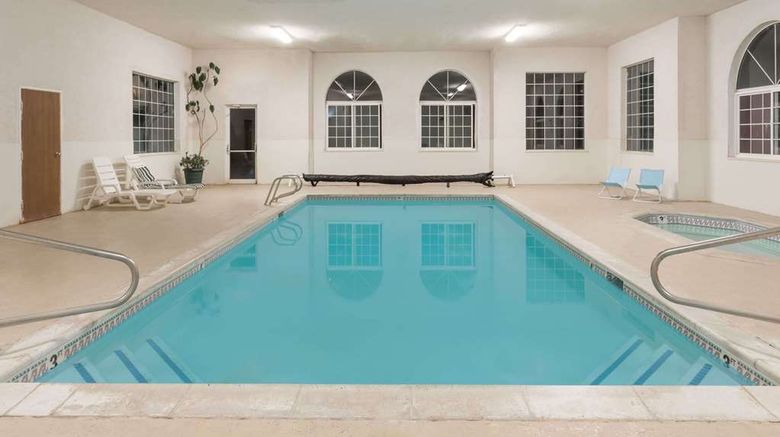 <b>Days Inn Torrey Capital Reef Pool</b>. Images powered by <a href="https://iceportal.shijigroup.com/" title="IcePortal" target="_blank">IcePortal</a>.