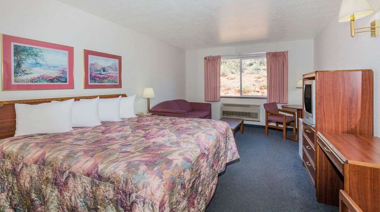 Days Inn Torrey Capital Reef Room