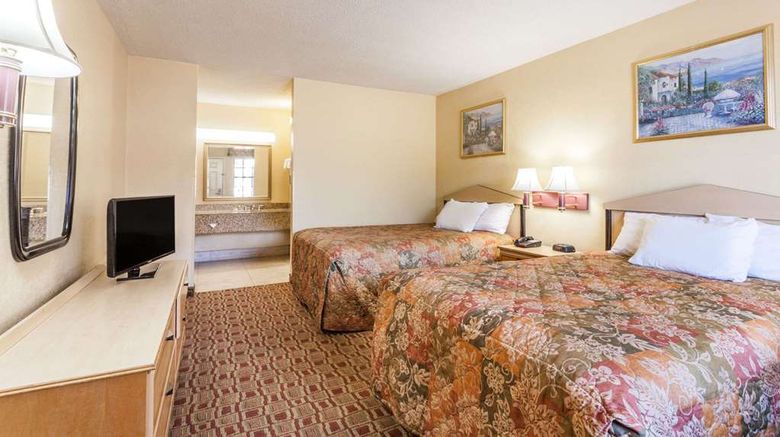 <b>Days Inn Yazoo City Room</b>. Images powered by <a href="https://iceportal.shijigroup.com/" title="IcePortal" target="_blank">IcePortal</a>.