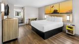 <b>Days Inn Enterprise Room</b>. Images powered by <a href="https://iceportal.shijigroup.com/" title="IcePortal" target="_blank">IcePortal</a>.