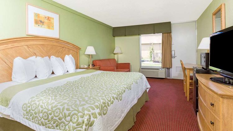 Days Inn Washington Room