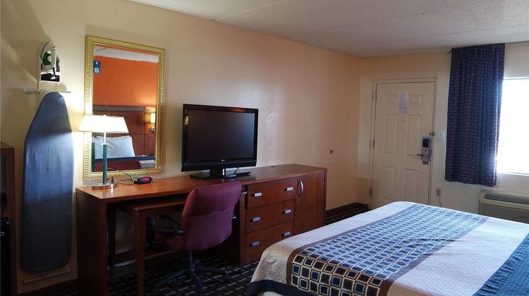 Howard Johnson Inn Perry Room