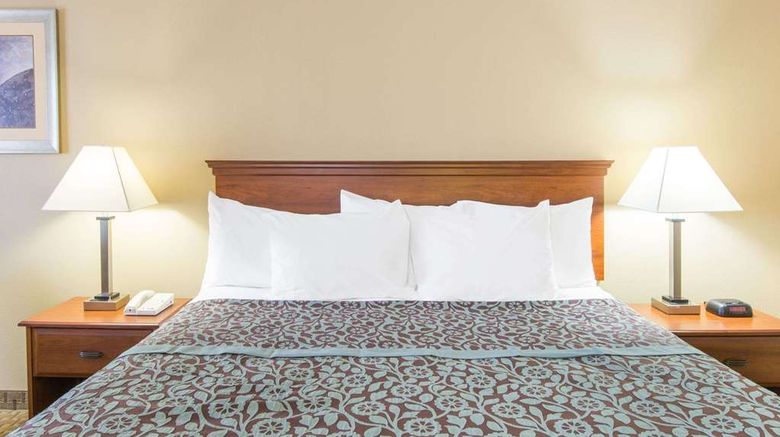 <b>Days Inn Ripley Room</b>. Images powered by <a href="https://iceportal.shijigroup.com/" title="IcePortal" target="_blank">IcePortal</a>.