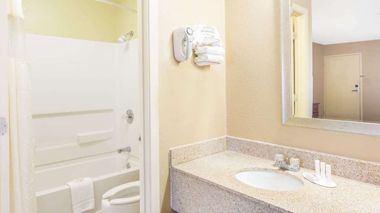 <b>Days Inn Ripley Room</b>. Images powered by <a href="https://iceportal.shijigroup.com/" title="IcePortal" target="_blank">IcePortal</a>.