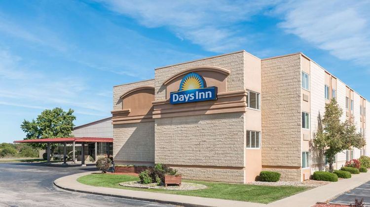 Days Inn Kirksville Exterior