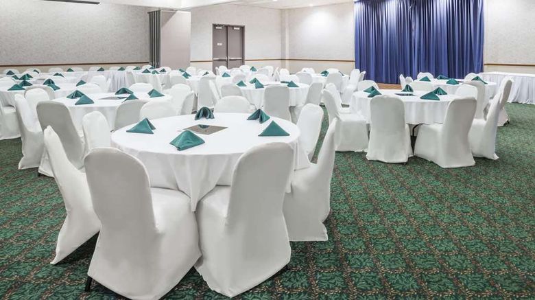 <b>Days Inn Kirksville Ballroom</b>. Images powered by <a href="https://iceportal.shijigroup.com/" title="IcePortal" target="_blank">IcePortal</a>.