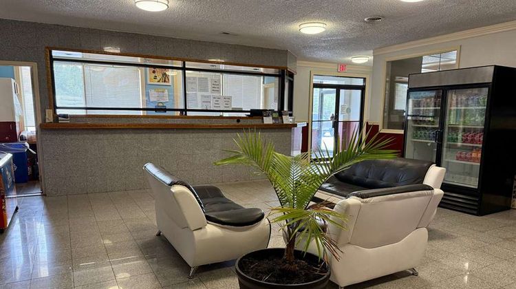 Days Inn Carmel Church/Kings Dominion Lobby